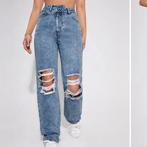 SHEIN Asymmetrical waist ripped jeans